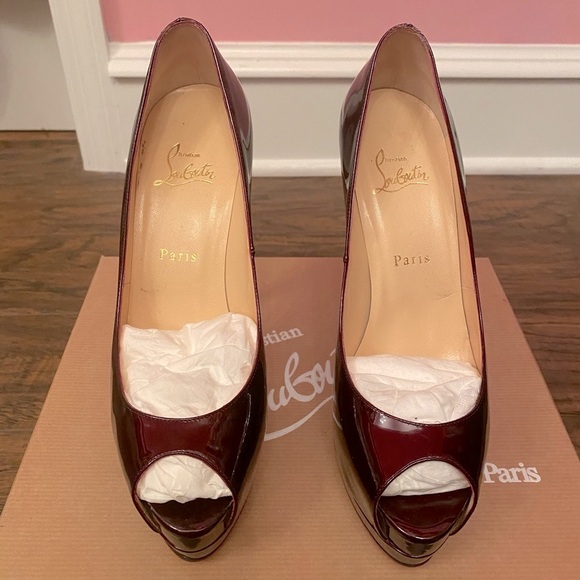 Christian Louboutin Palais Royal 140 Patent Ruby Red PeepToe Pumps - Picture 12 of 15